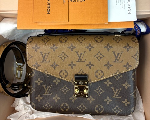 Louis vuitton pochette - louis,