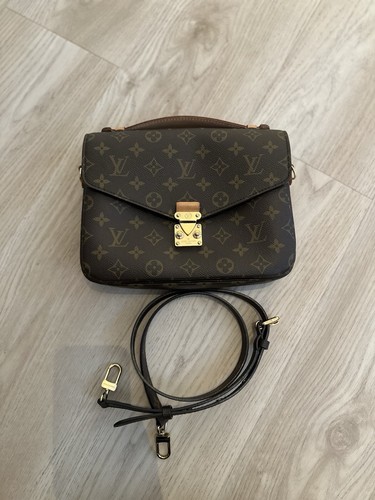 Louis vuitton pochette - louis,