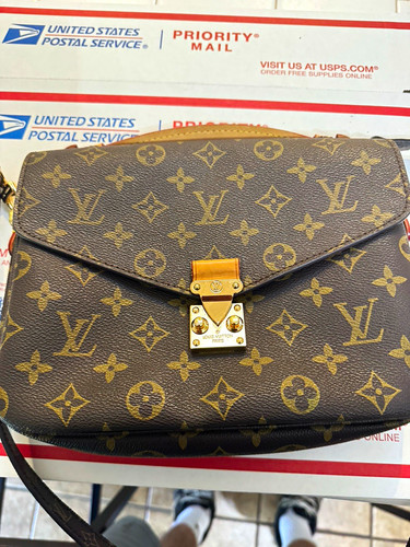 Louis vuitton pochette metis - vuitton,