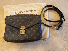 Louis Vuitton Pochette Metis