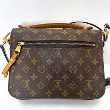 Louis Vuitton Pochette Metis