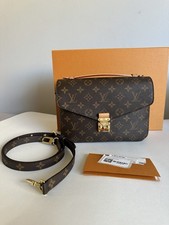 Louis Vuitton Pochette Metis